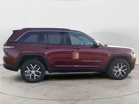 New 2026 Jeep Grand Cherokee Limited AWD/4WD image 7