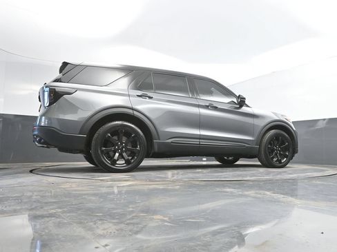 Used 2021 Ford Explorer ST w/ Equipment Group 401A AWD/4WD image 44
