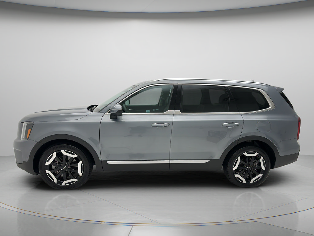 Used 2025 Kia Telluride S AWD/4WD image 8