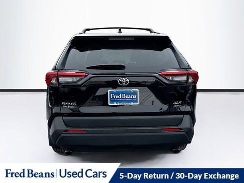 Used 2025 Toyota RAV4 XLE image 6