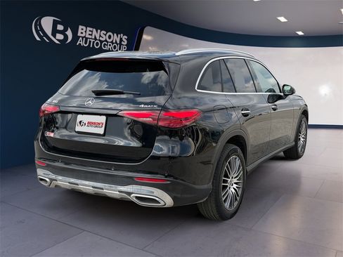 Used 2024 Mercedes-Benz GLC 300 4MATIC image 5