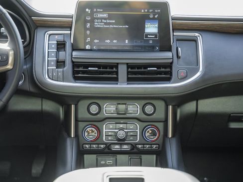 Used 2023 Chevrolet Tahoe High Country image 28