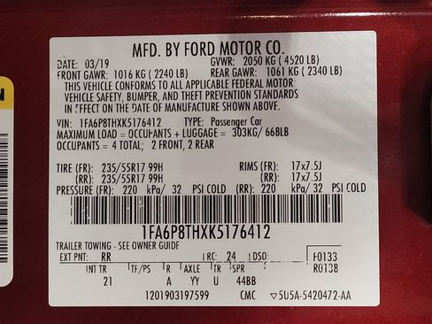 Used 2019 Ford Mustang Coupe RWD image 33