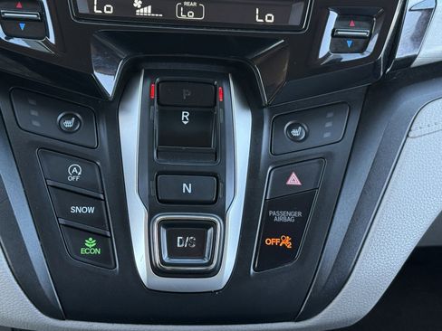 Used 2018 Honda Odyssey Touring image 30