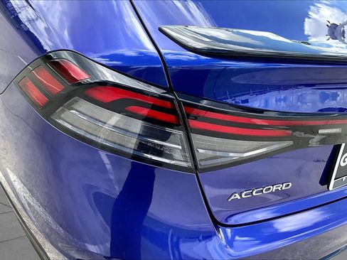 Used 2024 Honda Accord Sport image 28