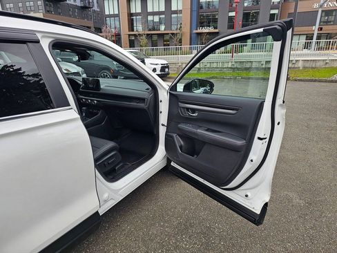 Used 2025 Honda CR-V Sport-L image 27