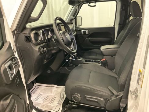 Used 2021 Jeep Wrangler Unlimited Sport AWD/4WD image 13
