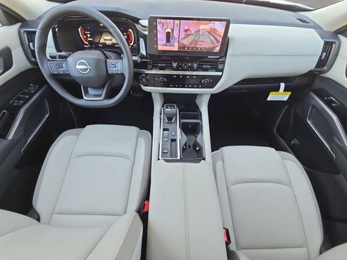 New 2026 Nissan Pathfinder SL image 20