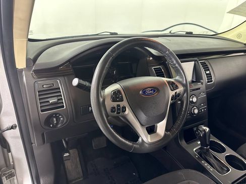 Used 2019 Ford Flex SEL AWD/4WD image 18