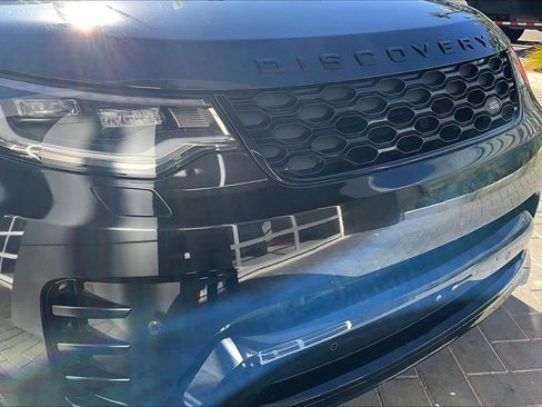 Used 2023 Land Rover Discovery S R-Dynamic image 29