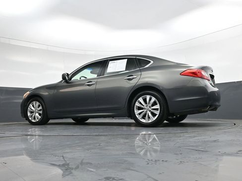 Used 2011 INFINITI M37 w/ Premium Pkg image 40