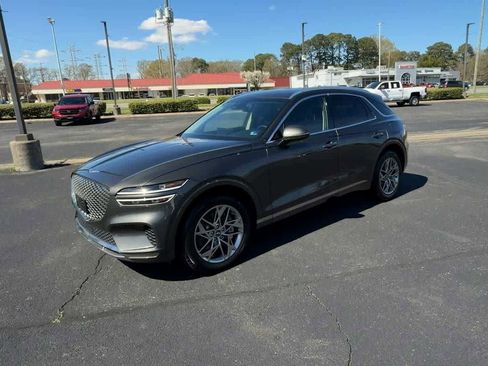 Used 2025 Genesis GV70 2.5T AWD/4WD image 4