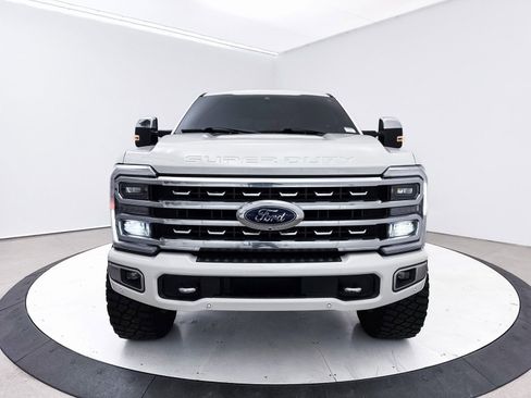 Used 2023 Ford F350 Platinum image 16