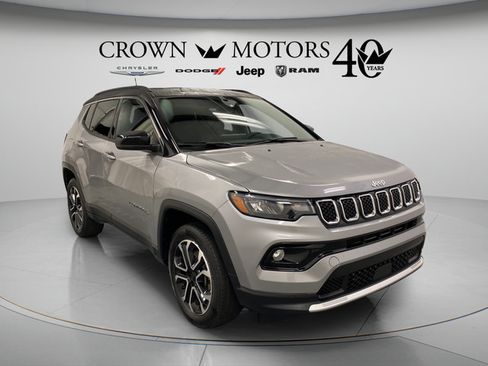 Used 2023 Jeep Compass Limited AWD/4WD image 9