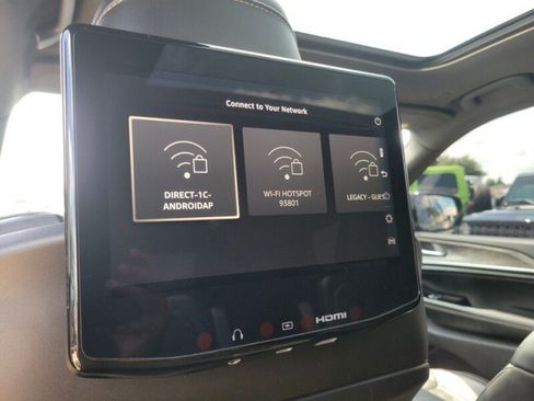 Used 2023 Jeep Grand Cherokee L Overland w/ Rear Seat Video Group I AWD/4WD image 28
