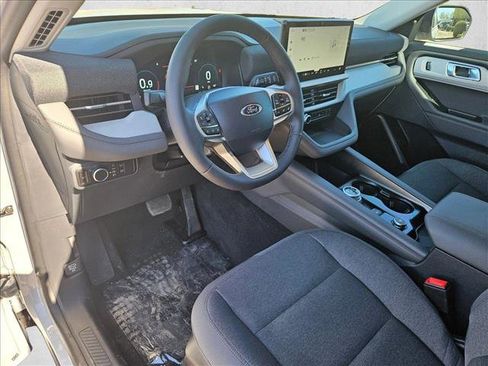 New 2026 Ford Explorer Active image 3