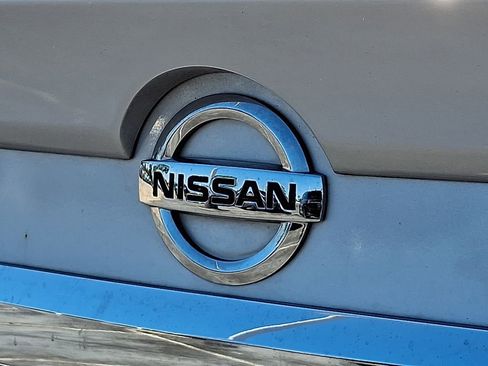 Used 2017 Nissan Altima 2.5 SR w/ LED Appearance Package FWD image 30