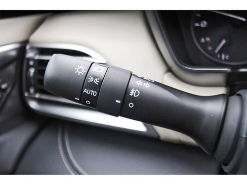 Certified 2025 Subaru Outback Limited AWD/4WD image 17