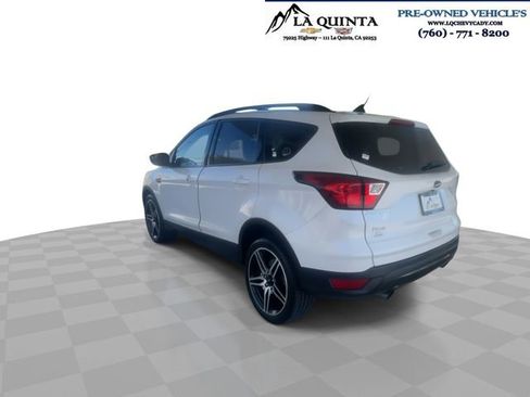 Used 2019 Ford Escape SEL FWD image 6