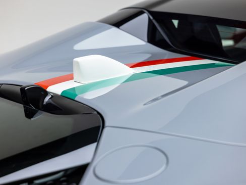 Used 2024 Ferrari SF90 Spider image 51