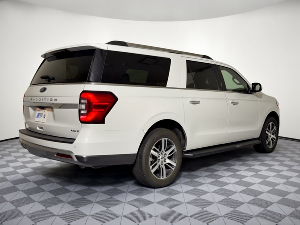 Used 2024 Ford Expedition Max Limited RWD image 9