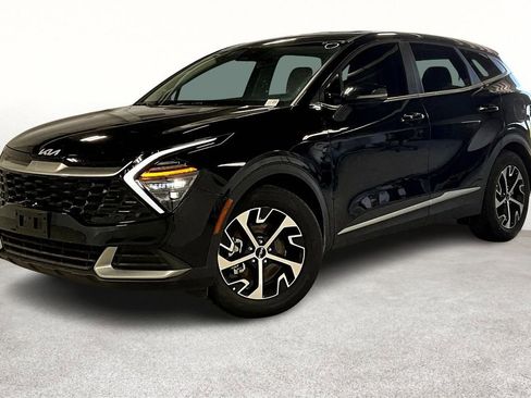 Used 2025 Kia Sportage EX FWD image 14