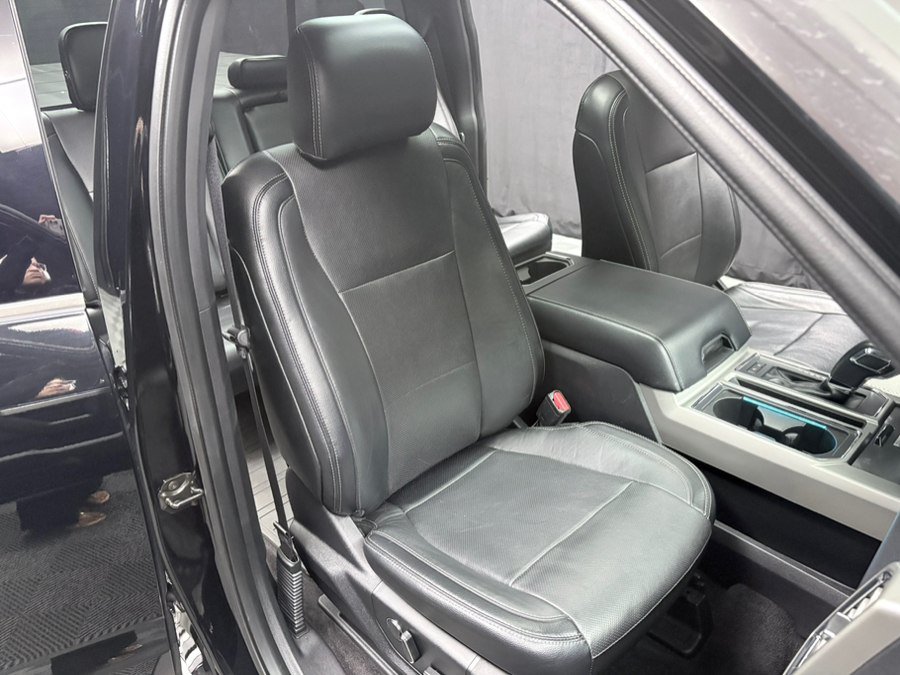 Used 2016 Ford F150 4x4 Lariat w/ Equipment Group 502A Luxury image 32