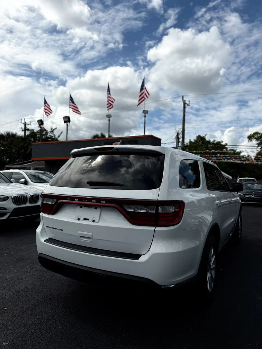Used 2019 Dodge Durango SXT w/ 3rd Row Seating Group RWD image 8
