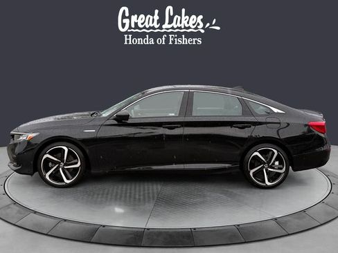 Used 2022 Honda Accord Sport image 2