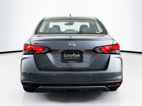 Used 2025 Nissan Versa SV FWD image 7