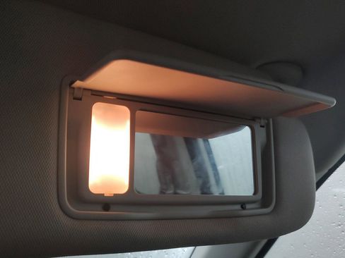 Used 2023 Honda CR-V EX image 8