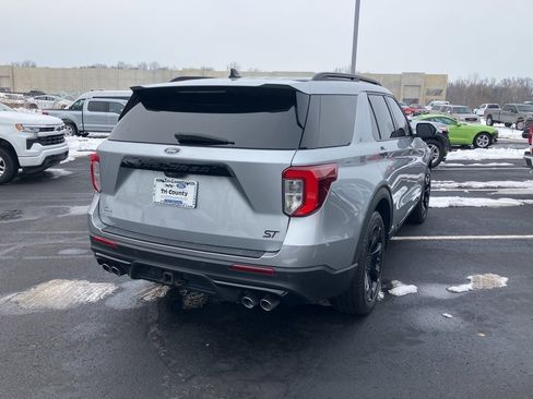 Used 2023 Ford Explorer ST w/ Equipment Group 401A image 7