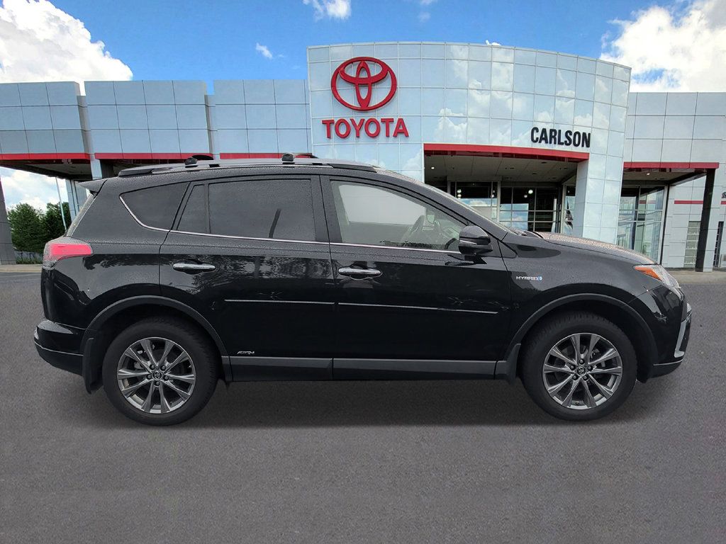 Used 2018 Toyota RAV4 Limited w/ Carpet Mat Package AWD/4WD image 4