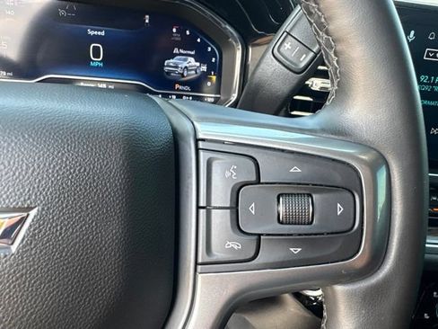 Used 2025 Chevrolet Silverado 1500 LT AWD/4WD image 21