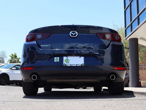 Used 2019 MAZDA MAZDA3 Sedan FWD image 12