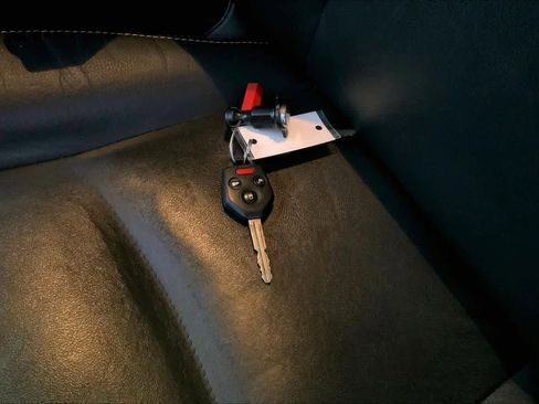 Used 2017 Subaru Crosstrek 2.0i Limited w/ Popular Package #2 image 13