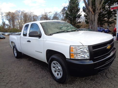 Used 2012 Chevrolet Silverado 1500 W/T image 3