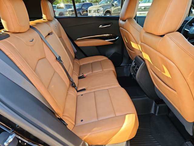 Used 2021 Cadillac XT4 Premium Luxury FWD image 20