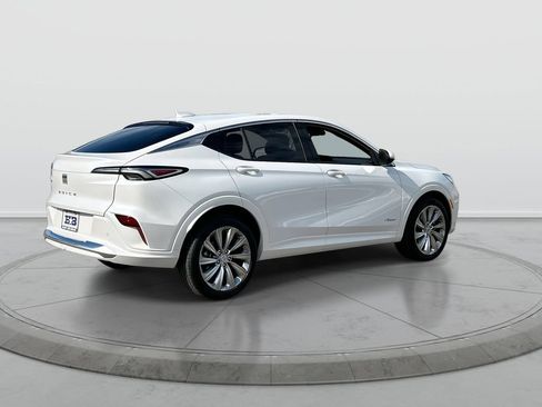 Used 2025 Buick Envista Avenir FWD image 8