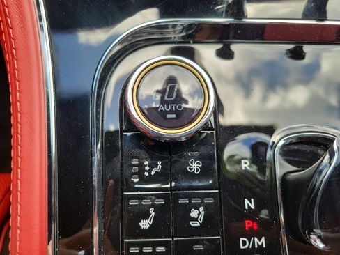 Used 2022 Bentley Continental GT AWD/4WD image 60