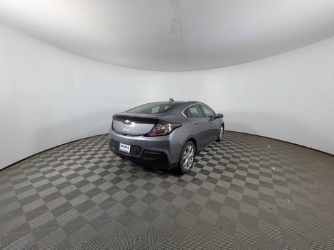 Used 2018 Chevrolet Volt Premier w/ Driver Confidence Package image 5