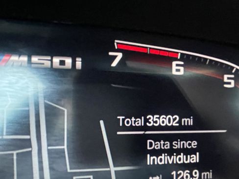 Used 2022 BMW X7 M50i w/ Cold Weather Package image 2