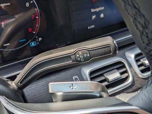 New 2026 Mercedes-Benz GLE 580 4MATIC image 11