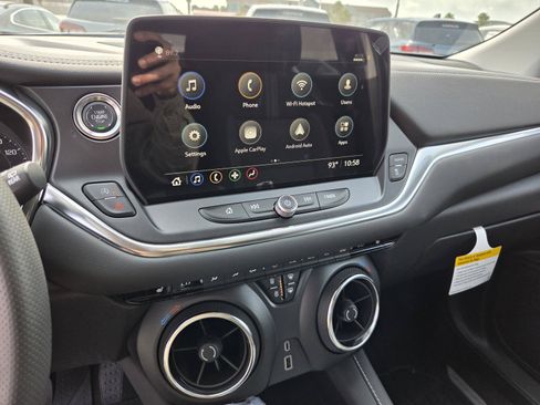 New 2026 Chevrolet Blazer LT w/ LPO, Floor Liner Package FWD image 17