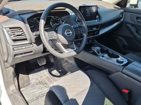 Used 2023 Nissan Rogue SV AWD/4WD image 11