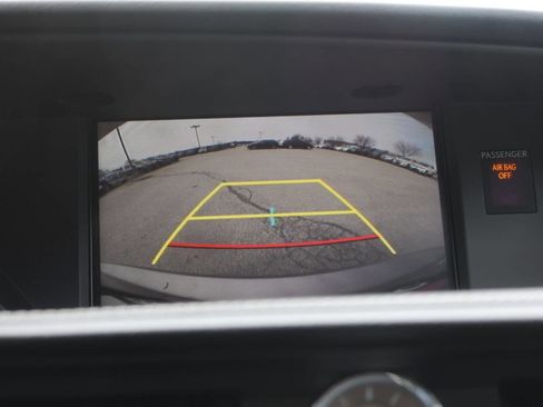 Used 2018 Lexus ES 300h w/ Navigation Package image 22