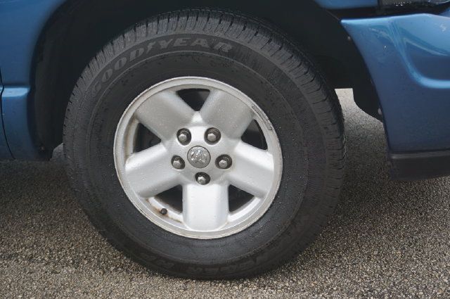 Used 2003 Dodge Ram 1500 Truck SLT RWD image 35