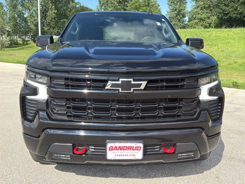 Used 2024 Chevrolet Silverado 1500 RST w/ Redline Edition AWD/4WD image 3