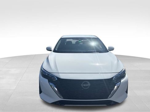 Certified 2025 Nissan Sentra S image 9