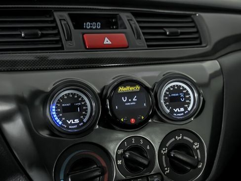 Used 2006 Mitsubishi Lancer Evolution AWD/4WD image 28